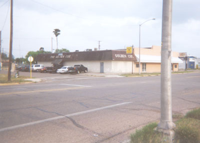 The Golden Cue is located on the southeast corner of N Broadway and E 4th Street.