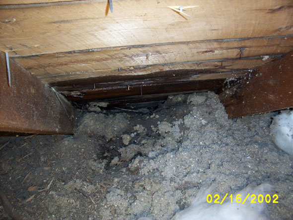 On the downside of having a heated working area, I've worsened the ice damming on the east side of the house.  It doesn't help that the insulation has been packed into the eaves, preventing the flow of air from the soffits.  But oh, wait -- Looking up from the ground level, I don't think this house has any soffits.  I'll fix that in the spring too, once I can get close enough to  examine it more closely.  Meanwhile, I guess I'll work in the cold.