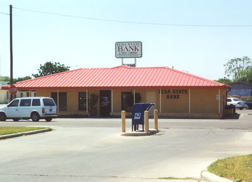 The Edcouch branch of the Elsa State Bank is located just west of the Edcouch Post Office.