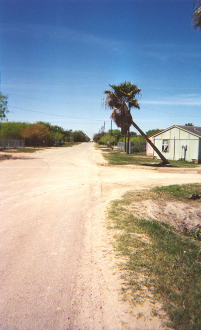 Inexpensive housing units along Mateo Escobar and Fletcher, in the northwest part of Monte Alto.