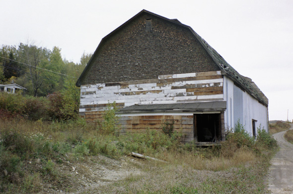 Another view of an old warehouse alongside Pond View Road, south of Soldier Pond Road.